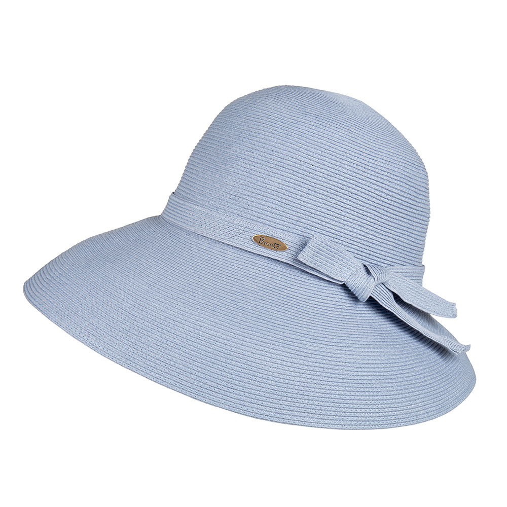 Bronté Joanna is een oprolbare zomerhoed met UV50 bescherming dankzij de royale rand. Deze hoed is oprolbaar en is in maat te stellen. Ook in andere kleuren leverbaar zoals naturel en camel