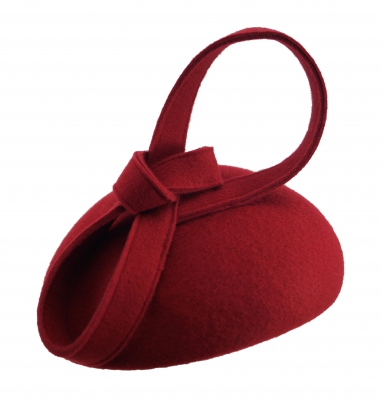 whiteley-vilt-pillbox-hoed-met decoratie-rood
